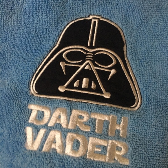 Disney/ Star Wars Bath Towel size 25 by 50 NWT! - Picture 5 of 16